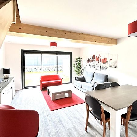 Du Vignoble A L'Atlantique - Residence Montifault Gites Du 2 Au 3 Pieces Le Pallet Екстер'єр фото